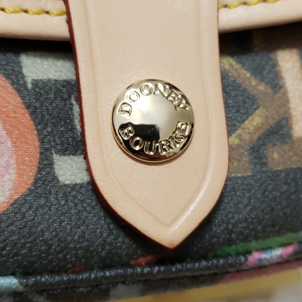 DOONEY & BOURKE WRISTLET - Picture 5 of 7